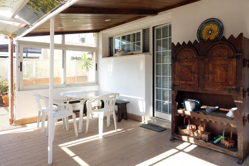 Apartmán Terrazza Con Vista Nettuno Exteriér fotografie