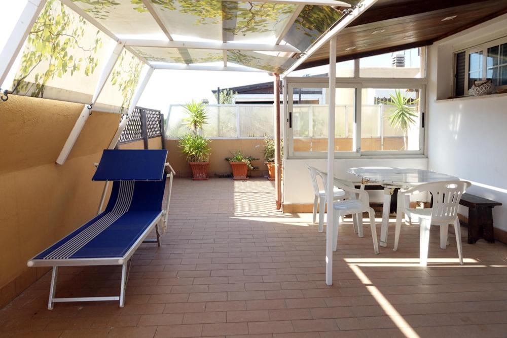 Apartmán Terrazza Con Vista Nettuno Exteriér fotografie