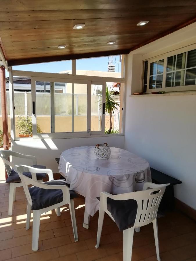 Apartmán Terrazza Con Vista Nettuno Exteriér fotografie